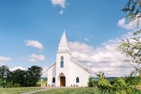 Howe farms - Our timeless white chapel is perched on the highest hill, with views of the rolling hills and waterfront scenery. With three different levels, The Highlands...